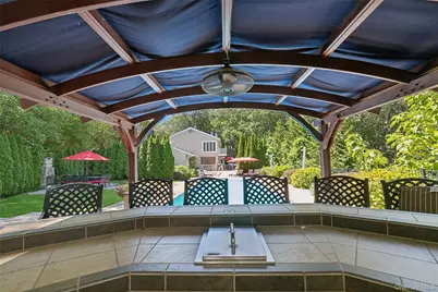 6 Hilltop Drive, Syosset, NY 11791 - Photo 49