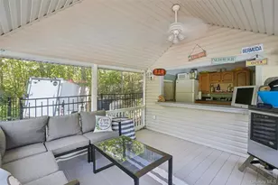 6 Hilltop Dr, Syosset, NY 11791 - Photo 47