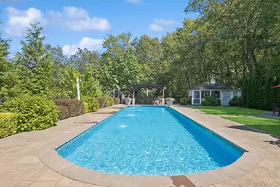 6 Hilltop Drive, Syosset, NY 11791 - Photo 41