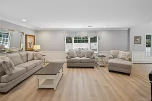 6 Hilltop Dr, Syosset, NY 11791 - Photo 7