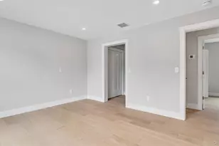 5 B Fanning Ave, Hampton Bays, NY 11946 - Photo 29