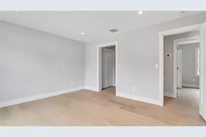 5B Fanning Avenue, Hampton Bays, NY 11946 - Photo 27
