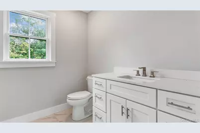 5B Fanning Avenue, Hampton Bays, NY 11946 - Photo 29