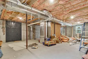 5 B Fanning Ave, Hampton Bays, NY 11946 - Photo 33