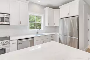 5 B Fanning Ave, Hampton Bays, NY 11946 - Photo 13