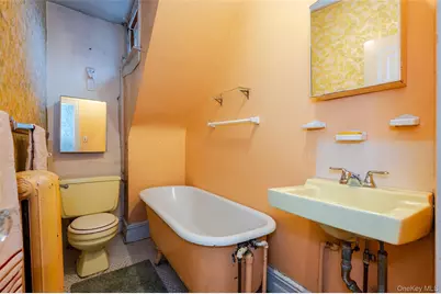 3816 Glenwood Road, Brooklyn, NY 11210 - Photo 19