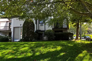 77 Richmond Blvd, Ronkonkoma, NY 11779 - Photo 7