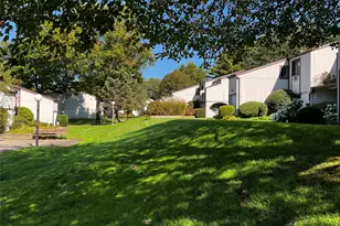 77 Richmond Blvd, Ronkonkoma, NY 11779 - Photo 3