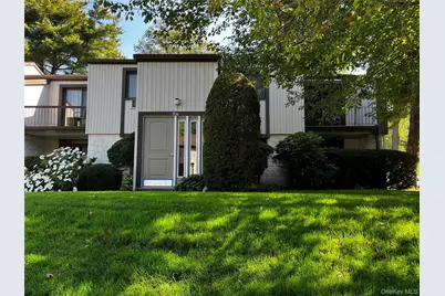 77 Richmond Boulevard #4A, Ronkonkoma, NY 11779 - Photo 1