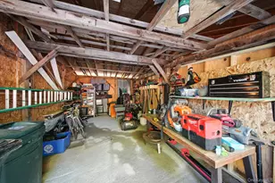 714 E Hill Rd, Jeffersonville, NY 12748 - Photo 29