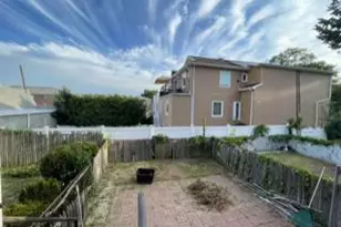 126-08 9th Ave, College Point, NY 11356 - Photo 7