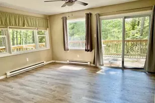 46 Sunset Cir, Bloomingburg, NY 12721 - Photo 5