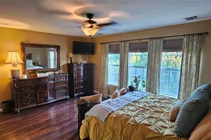 19 Virginia Pine Ln, Bay Shore, NY 11706 - Photo 15