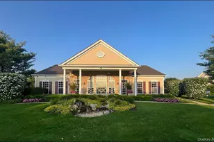 19 Virginia Pine Ln, Bay Shore, NY 11706 - Photo 25