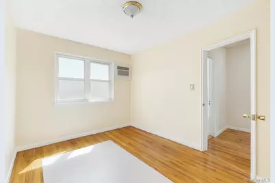 1570 Colden Avenue, Bronx, NY 10462 - Photo 3