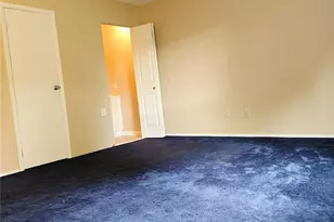 198 Pointe Cir N, Coram, NY 11727 - Photo 13