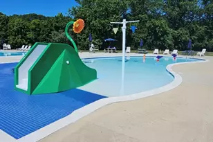 198 Pointe Cir N, Coram, NY 11727 - Photo 23