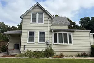 184 Mt Vernon Ave, Medford, NY 11763 - Photo 3