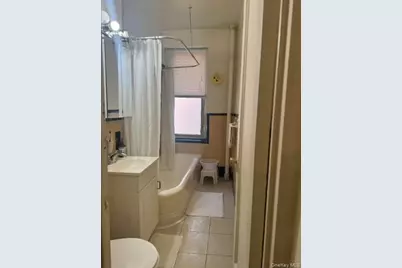 141-25 Northern Boulevard #C4, Flushing, NY 11354 - Photo 11