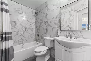 740 E Broadway, Long Beach, NY 11561 - Photo 19