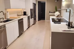 211 Hornbill Dr, Manhasset, NY 11030 - Photo 5