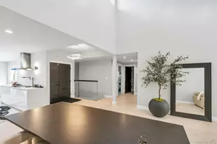 211 Hornbill Dr, Manhasset, NY 11030 - Photo 9