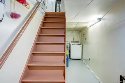 161-10 84th Road, Jamaica, NY 11432 - Photo 37