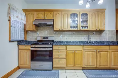 161-10 84th Road, Jamaica, NY 11432 - Photo 15