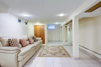 161-10 84th Road, Jamaica, NY 11432 - Photo 39