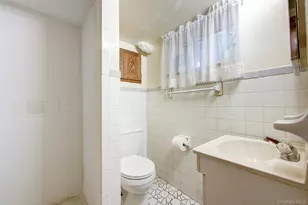 161-10 84th Rd, Jamaica, NY 11432 - Photo 43