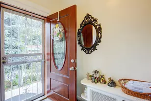 161-10 84th Rd, Jamaica, NY 11432 - Photo 7