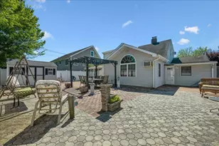 181 Springtime Ln N, Levittown, NY 11756 - Photo 13