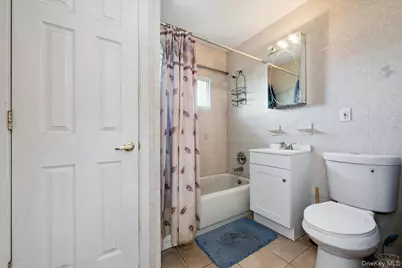 181 Springtime Lane N, Levittown, NY 11756 - Photo 7