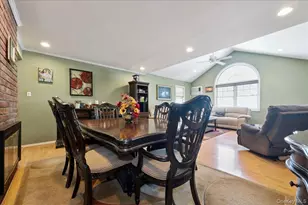 181 Springtime Ln N, Levittown, NY 11756 - Photo 7