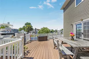 729 S 9th St, Lindenhurst, NY 11757 - Photo 27