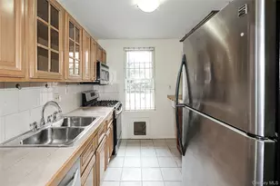 75-10 Yellowstone Blvd, Rego Park, NY 11374 - Photo 7