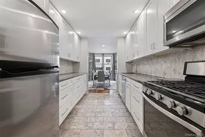 410 E Broadway #6V, Long Beach, NY 11561 - Photo 5