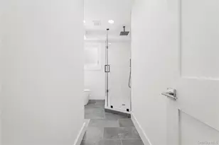 105 Old Riverhead Rd, Hampton Bays, NY 11946 - Photo 19