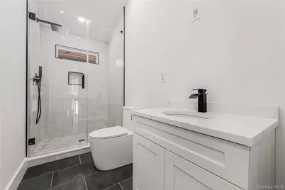 105 Old Riverhead Road, Hampton Bays, NY 11946 - Photo 35