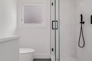 105 Old Riverhead Rd, Hampton Bays, NY 11946 - Photo 17