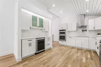 105 Old Riverhead Road, Hampton Bays, NY 11946 - Photo 29