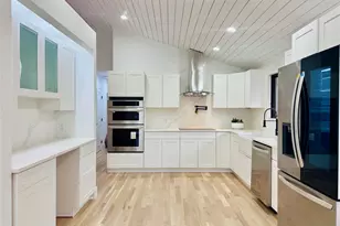 105 Old Riverhead Rd, Hampton Bays, NY 11946 - Photo 3