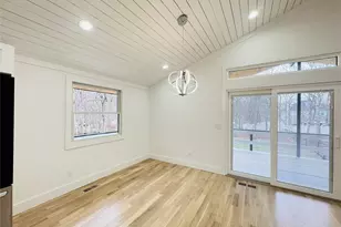 105 Old Riverhead Rd, Hampton Bays, NY 11946 - Photo 7