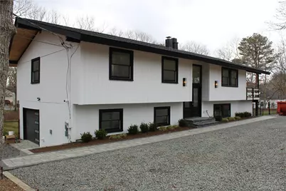 105 Old Riverhead Road, Hampton Bays, NY 11946 - Photo 5