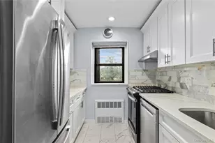 266 Pelham Rd, New Rochelle, NY 10805 - Photo 9