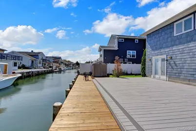 497 Nassau Avenue, Freeport, NY 11520 - Photo 19