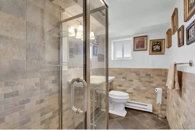 497 Nassau Avenue, Freeport, NY 11520 - Photo 17