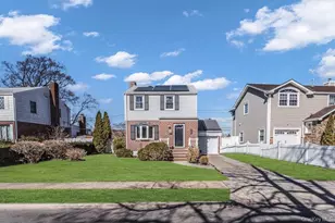 36 Amethyst St, Elmont, NY 11003 - Photo 3