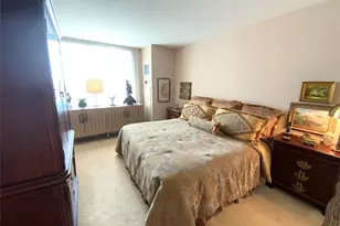 27110 Grand Central Parkway Pkwy, Floral Park, NY 11005 - Photo 13