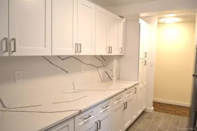 632 Warburton Avenue #3M, Yonkers, NY 10701 - Photo 7